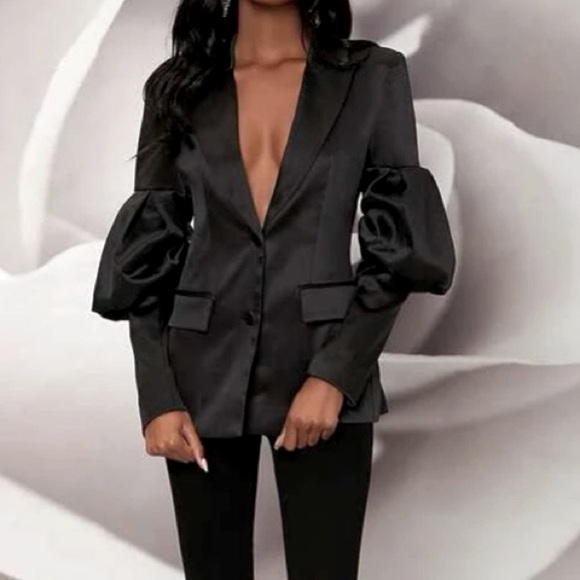 Gigot Sleeve Breasted Blazer - Picture 14 of 16